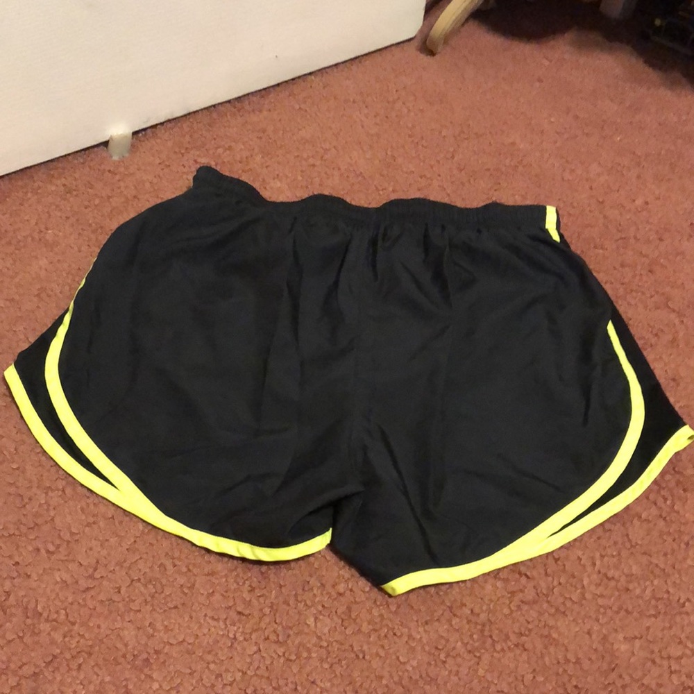 Nike Dri-Fit🥳HP🥳Shorts - Picture 6 of 10